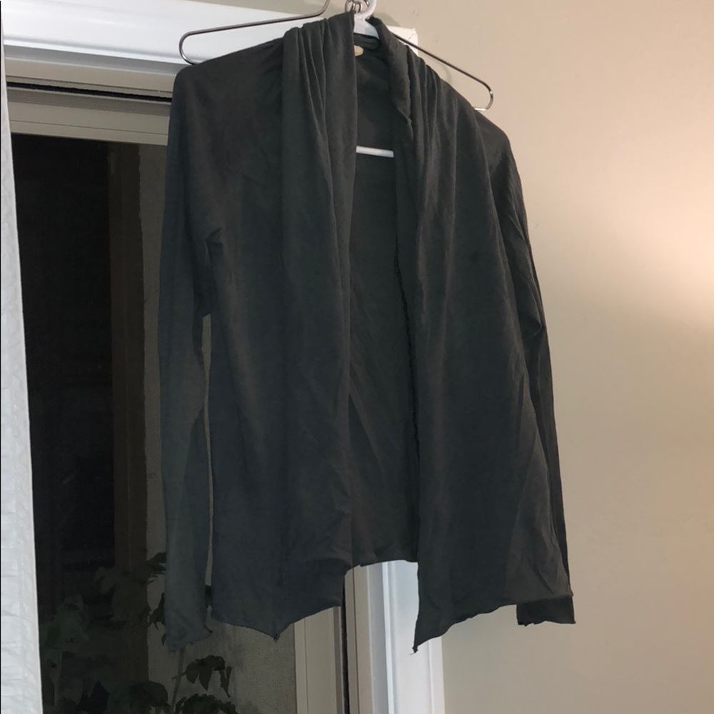 Grey flowy open front cardigan